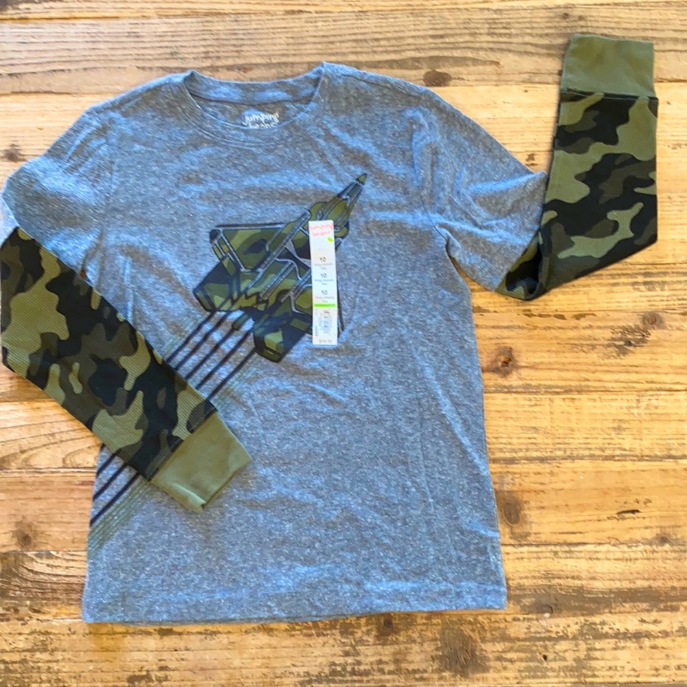 BRAND NEW camo jet layered long sleeve tee